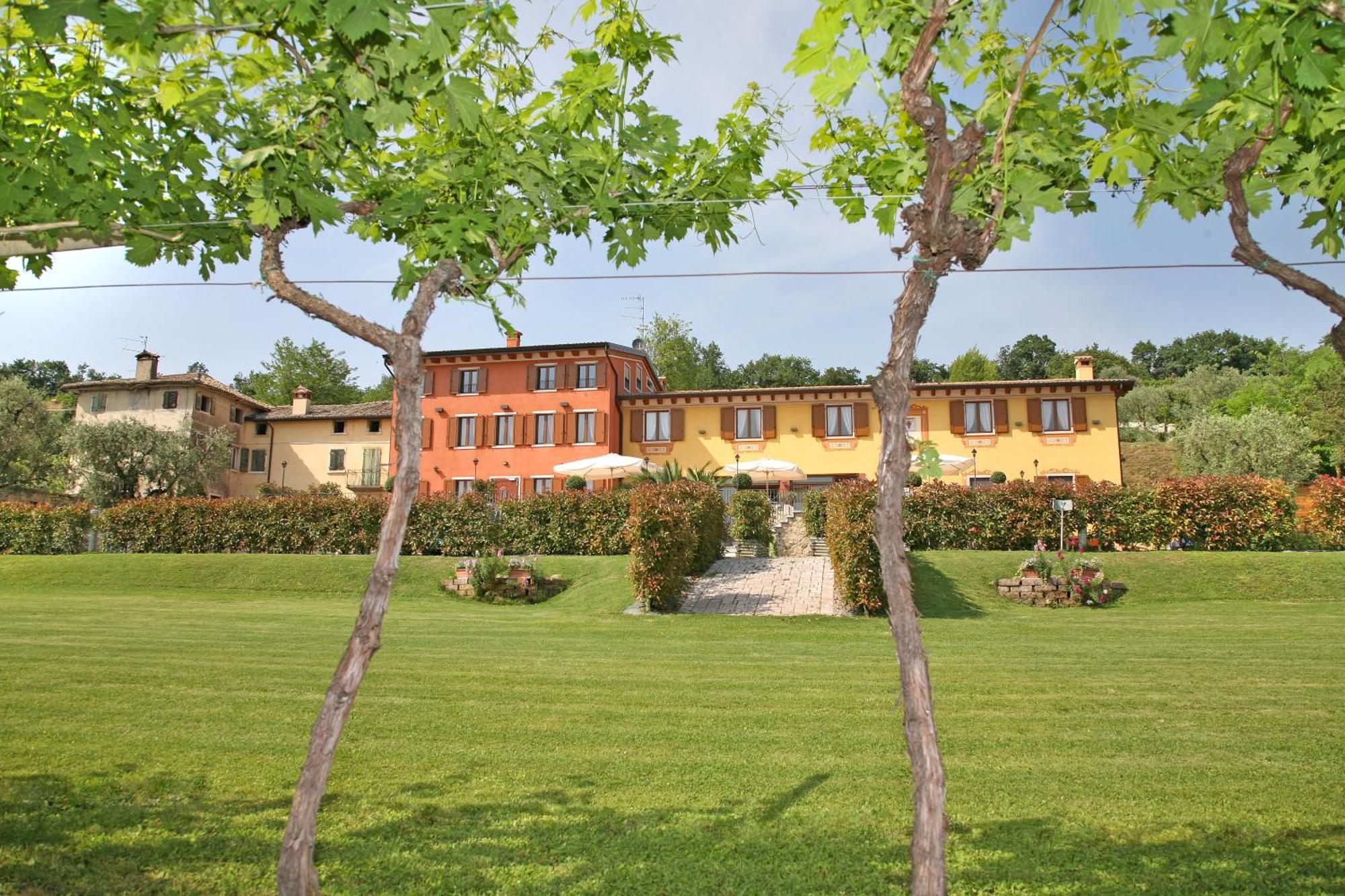 Bed and Breakfast La Zerla à Bardolino Extérieur photo